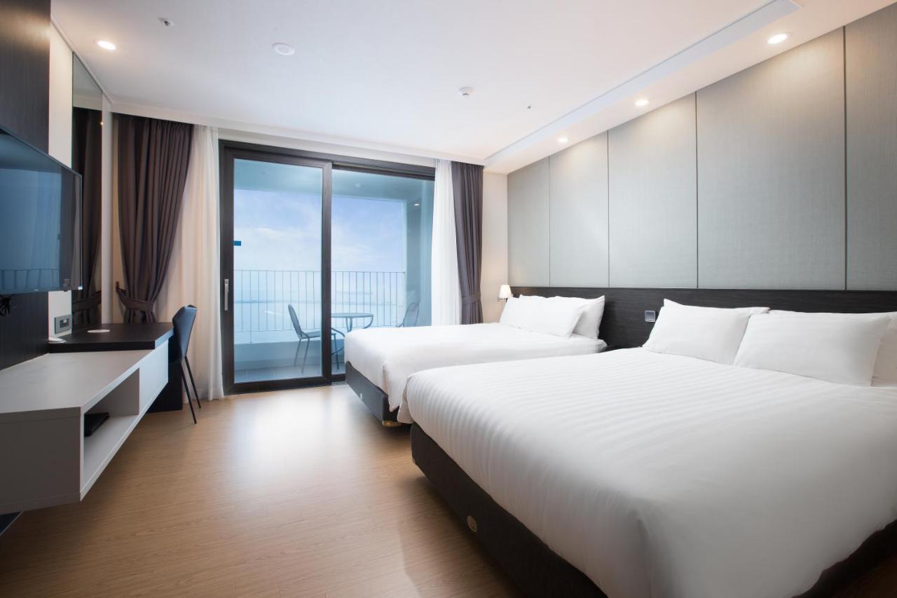 Utop Marina Hotel & Resort Yeosu Zewnętrze zdjęcie