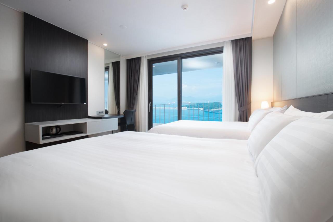 Utop Marina Hotel & Resort Yeosu Zewnętrze zdjęcie