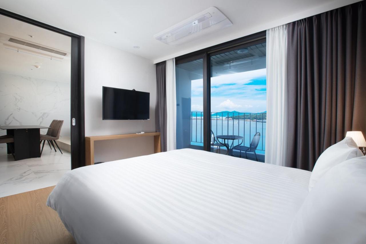 Utop Marina Hotel & Resort Yeosu Zewnętrze zdjęcie