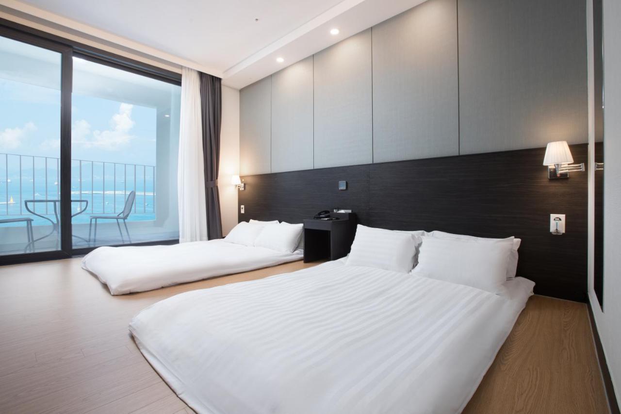 Utop Marina Hotel & Resort Yeosu Zewnętrze zdjęcie