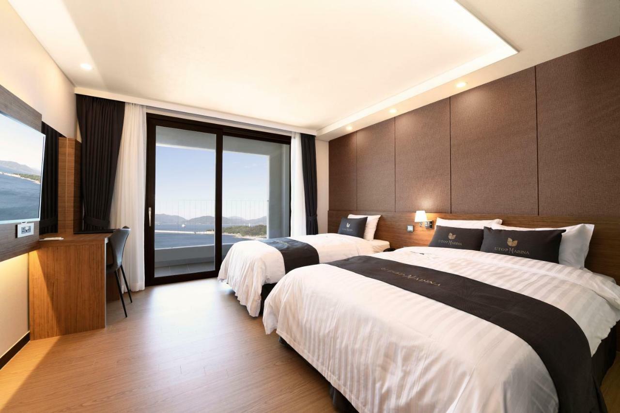 Utop Marina Hotel & Resort Yeosu Zewnętrze zdjęcie